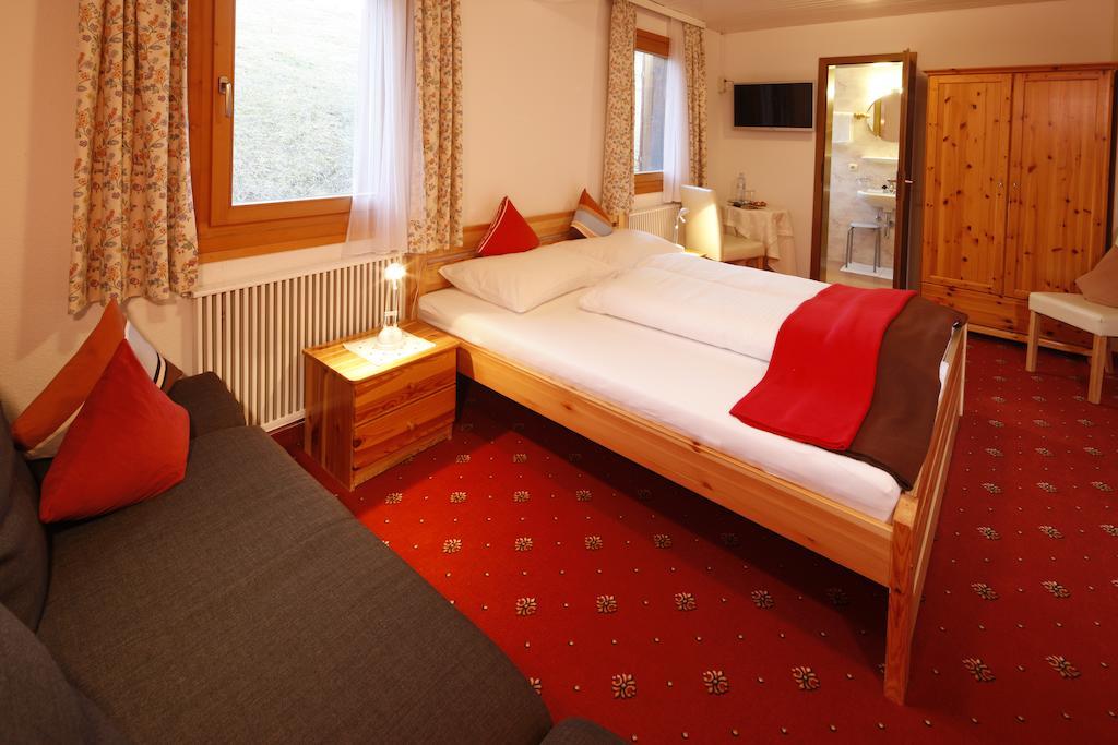 Hotel-Gasthof Zimba Damuels Ruang foto